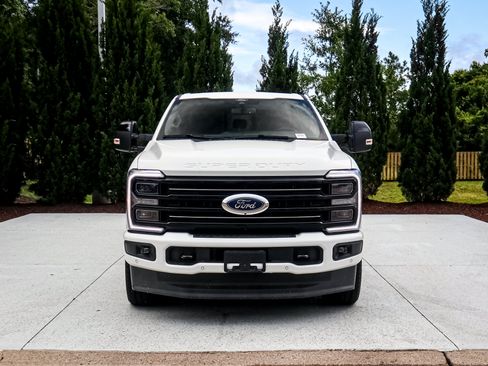 Used 2026 Ford F350 Platinum AWD/4WD image 3