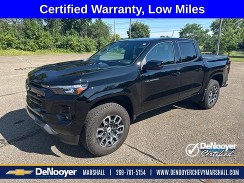 Used 2024 Chevrolet Colorado Z71 w/ Z71 Convenience Package 2 AWD/4WD image 1
