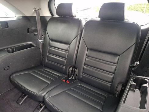 Used 2017 Kia Sorento AWD w/ LX Convenience Package image 11