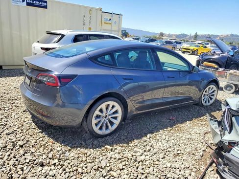 Used 2022 Tesla Model 3 Long Range AWD/4WD image 3