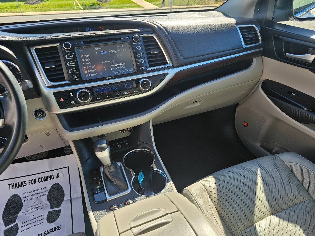 Used 2014 Toyota Highlander Limited AWD/4WD image 16