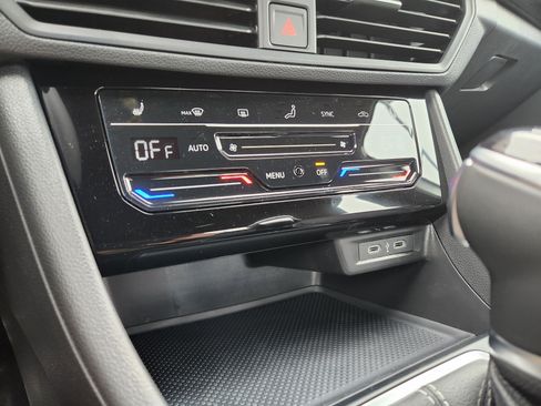 New 2025 Volkswagen Jetta Sport image 30