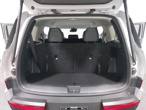 Used 2025 Hyundai Santa Fe SEL image 13