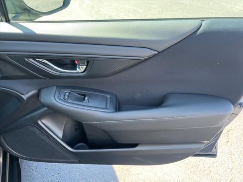 Used 2020 Subaru Outback Premium image 29