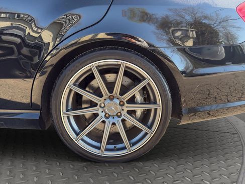 Used 2010 Mercedes-Benz E 63 AMG Sedan image 39