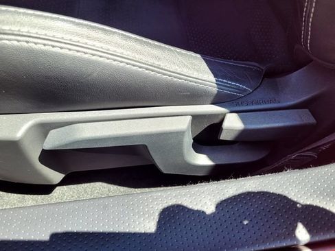 Used 2022 Toyota GR86 Premium w/ ALL Weather Mat Package (TMS) RWD image 11
