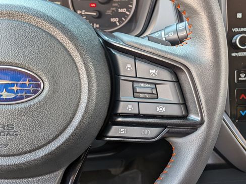 Certified 2025 Subaru Crosstrek 2.5i Limited w/ Crosstrek Mirror Package image 16