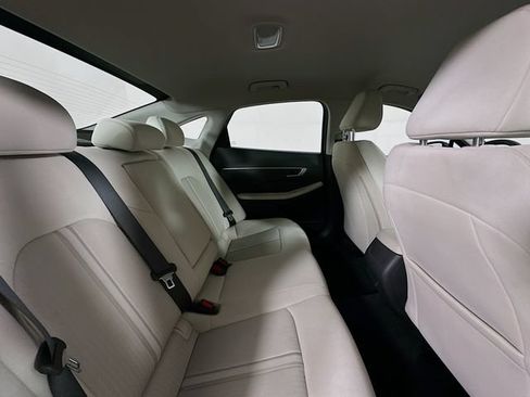 Used 2025 Hyundai Sonata SEL FWD image 25
