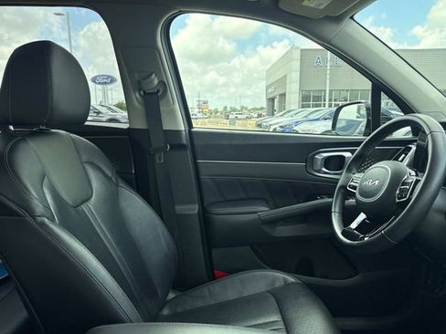 Used 2022 Kia Sorento SX FWD image 16