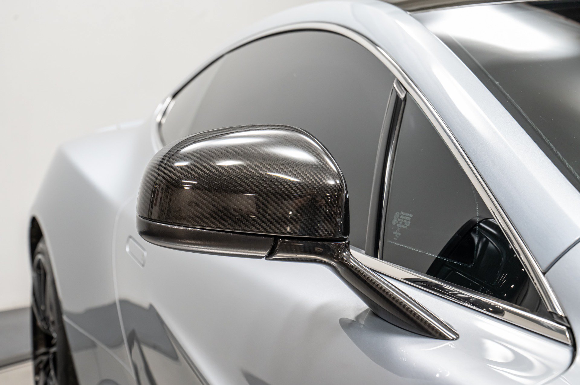 Used 2014 Aston Martin Vanquish Coupe RWD image 17