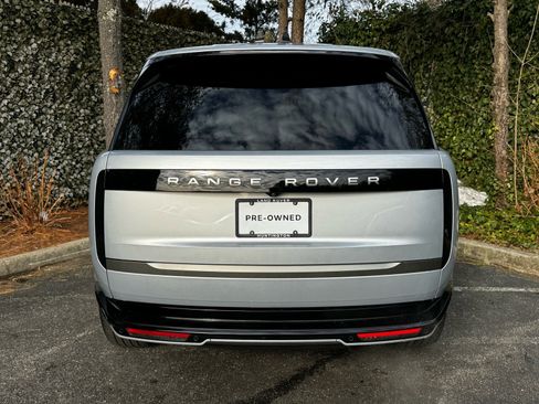 Used 2025 Land Rover Range Rover SE image 6