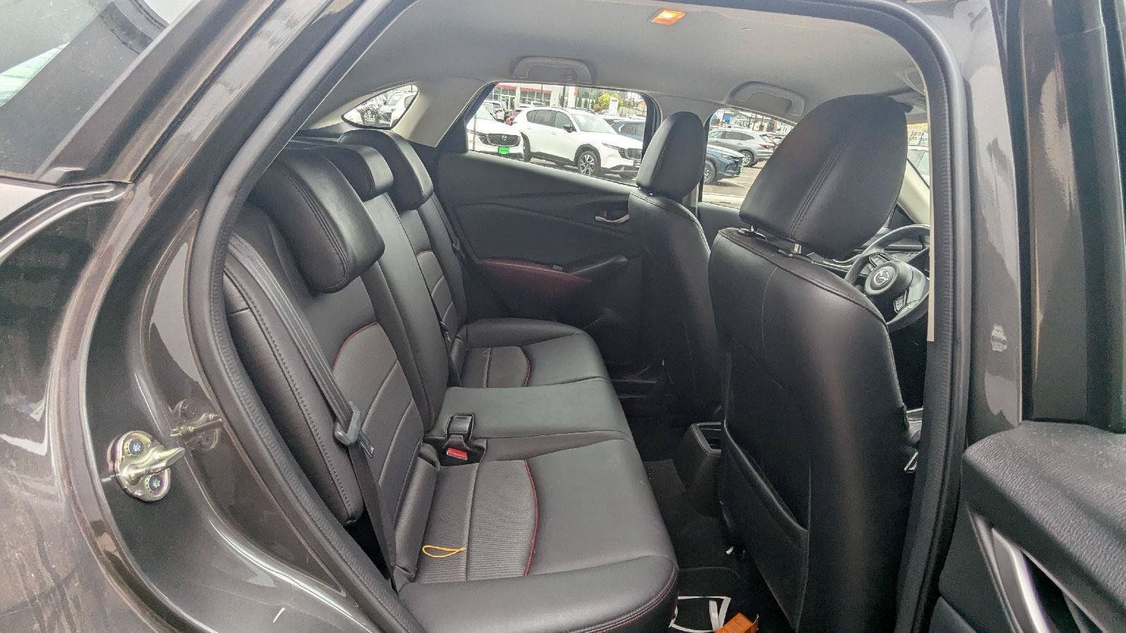 Used 2018 MAZDA CX-3 Touring AWD/4WD image 12