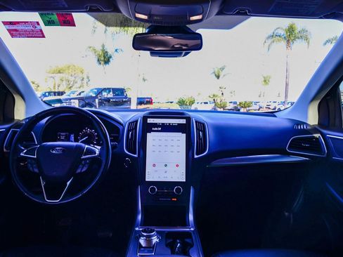Used 2022 Ford Edge SEL w/ Convenience Package image 12