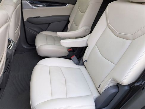 Certified 2023 Cadillac XT6 Premium Luxury image 22