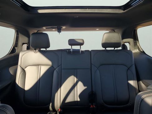 New 2026 Jeep Grand Wagoneer Limited image 25