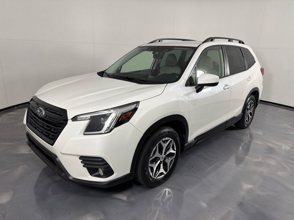 Used 2022 Subaru Forester Premium AWD/4WD image 9