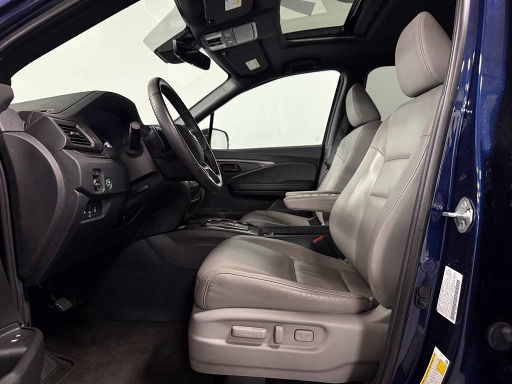 Used 2022 Honda Passport EX-L image 9