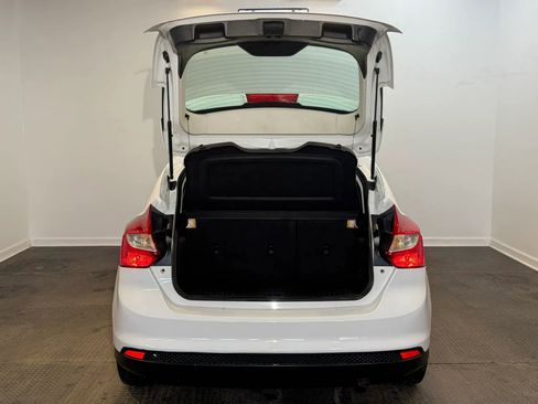 Used 2014 Ford Focus SE FWD image 29