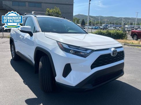 Used 2024 Toyota RAV4 XLE AWD/4WD image 1