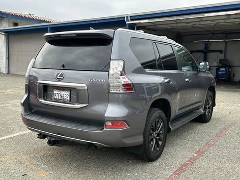 Used 2020 Lexus GX 460 Premium w/ Premium Package AWD/4WD image 5