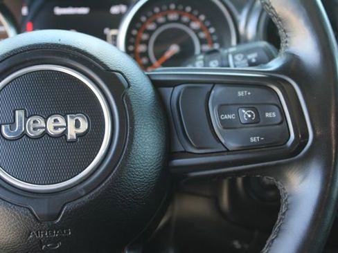 Used 2022 Jeep Wrangler Unlimited Sport AWD/4WD image 16