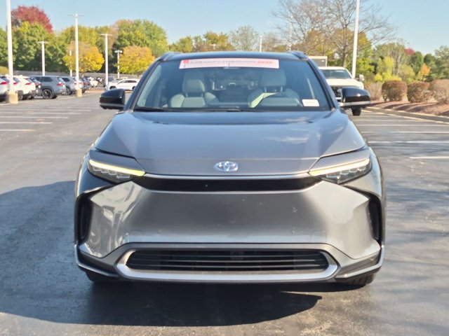 Used 2024 Toyota bZ4X FWD image 5