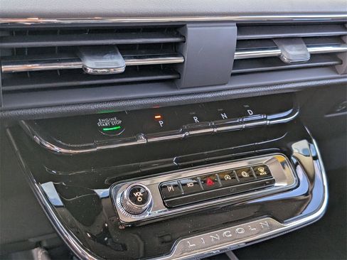 Used 2024 Lincoln Corsair FWD image 23