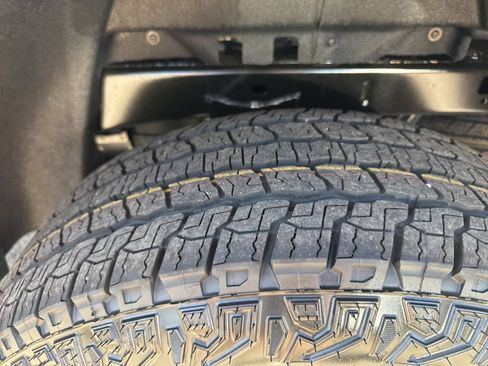 Used 2026 Chevrolet Colorado Trail Boss AWD/4WD image 38