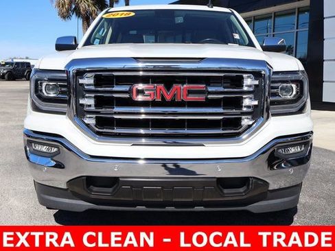 Used 2018 GMC Sierra 1500 SLT w/ Enhanced Driver Alert Package image 2
