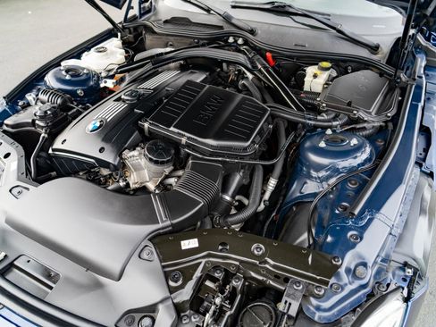 Used 2011 BMW Z4 sDrive35i image 33