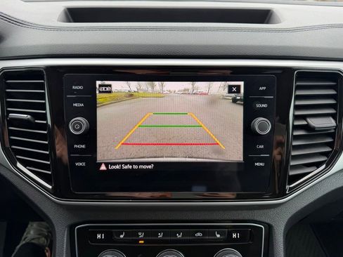 Used 2023 Volkswagen Atlas SE image 23