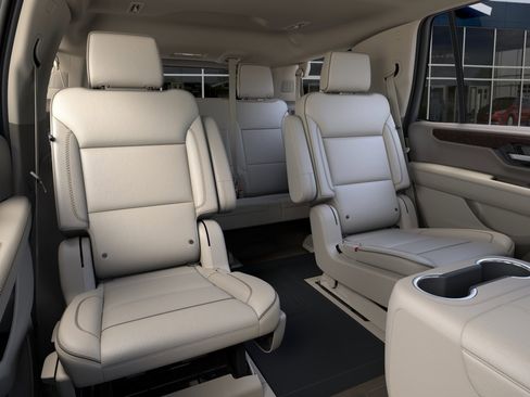 New 2026 GMC Yukon Denali w/ Denali Reserve Package AWD/4WD image 44