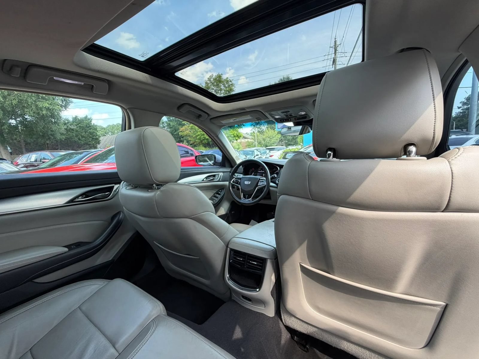 Used 2019 Cadillac CTS Luxury RWD image 30