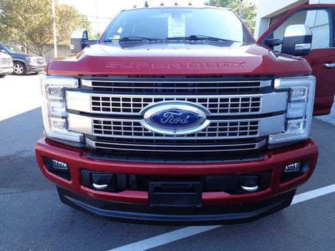 Used 2019 Ford F250 Platinum w/ Platinum Ultimate Package AWD/4WD image 32