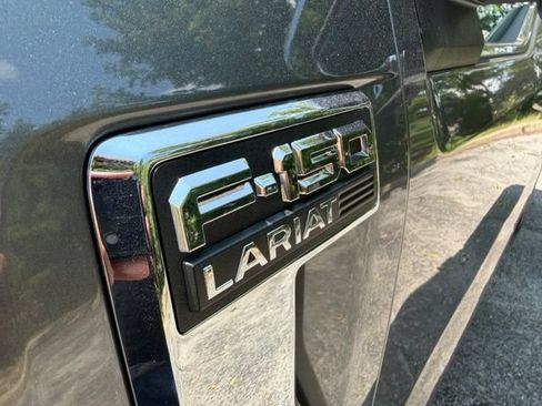Used 2022 Ford F150 Lariat w/ Equipment Group 502A High AWD/4WD image 9