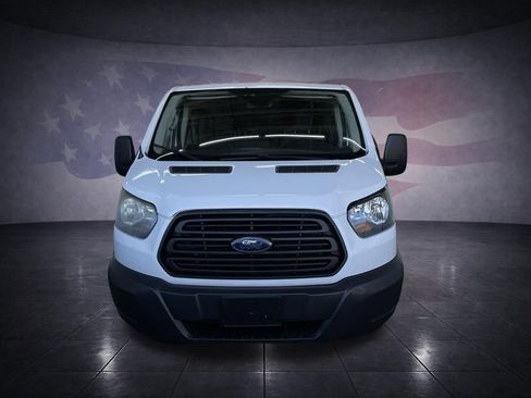 Used 2017 Ford Transit 150 XL image 3
