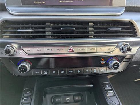 Used 2022 Kia Telluride S image 20