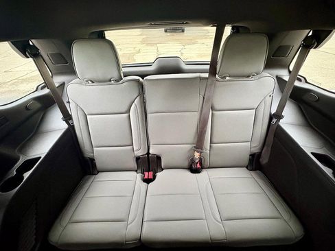 Used 2022 GMC Yukon SLT image 14