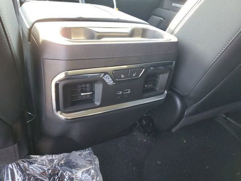New 2026 GMC Sierra 1500 Denali w/ Denali Reserve Package image 17