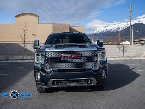 Used 2023 GMC Sierra 2500 Denali w/ Denali Ultimate Package image 2