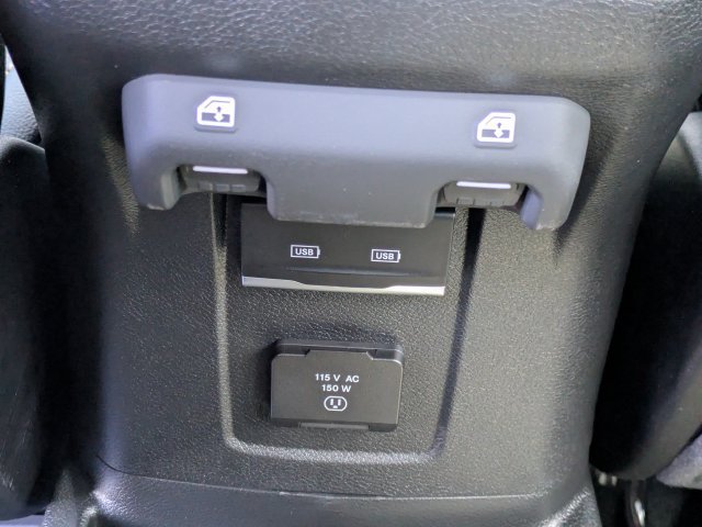 New 2026 Jeep Wrangler Unlimited Sahara AWD/4WD image 14