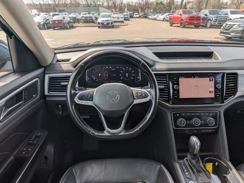 Used 2021 Volkswagen Atlas SEL Premium image 17