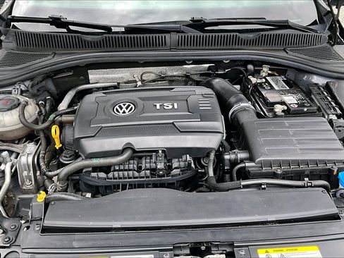 Used 2021 Volkswagen Jetta GLI FWD image 30
