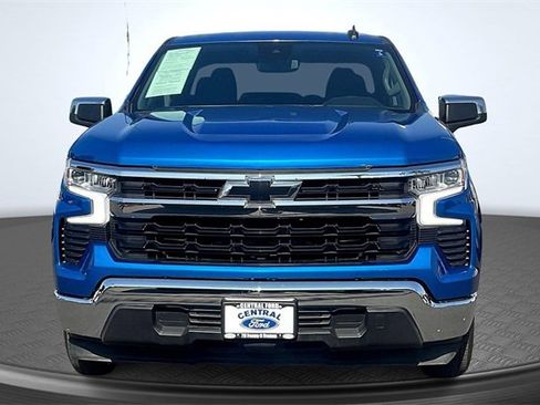 Used 2022 Chevrolet Silverado 1500 LT image 3