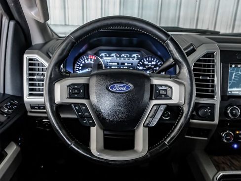 Used 2017 Ford F250 Lariat w/ Lariat Ultimate Package AWD/4WD image 15