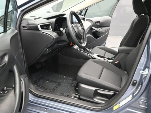 Used 2026 Toyota Corolla LE FWD image 13