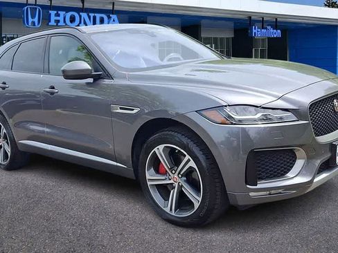Used 2019 Jaguar F-PACE S AWD/4WD image 2
