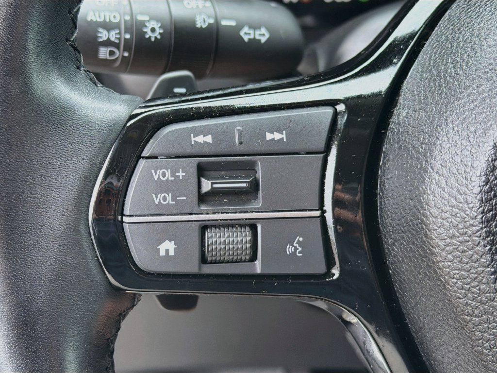 Used 2025 Honda Pilot EX-L image 22