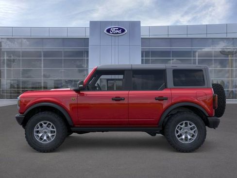 New 2025 Ford Bronco Badlands AWD/4WD image 3