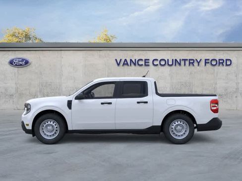 New 2026 Ford Maverick XL image 3